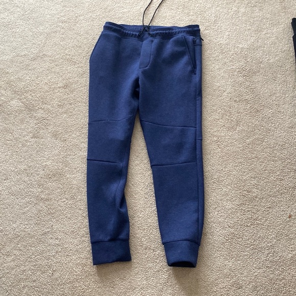 American Eagle Outfitters Other - Dark blue American Eagle joggers - Mens size Medium